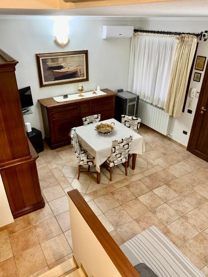 Casa Vacanza V&G Domus De Maria Εξωτερικό φωτογραφία