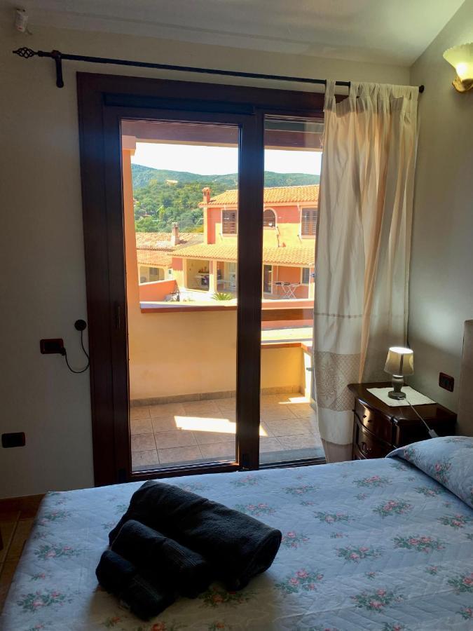 Casa Vacanza V&G Domus De Maria Εξωτερικό φωτογραφία